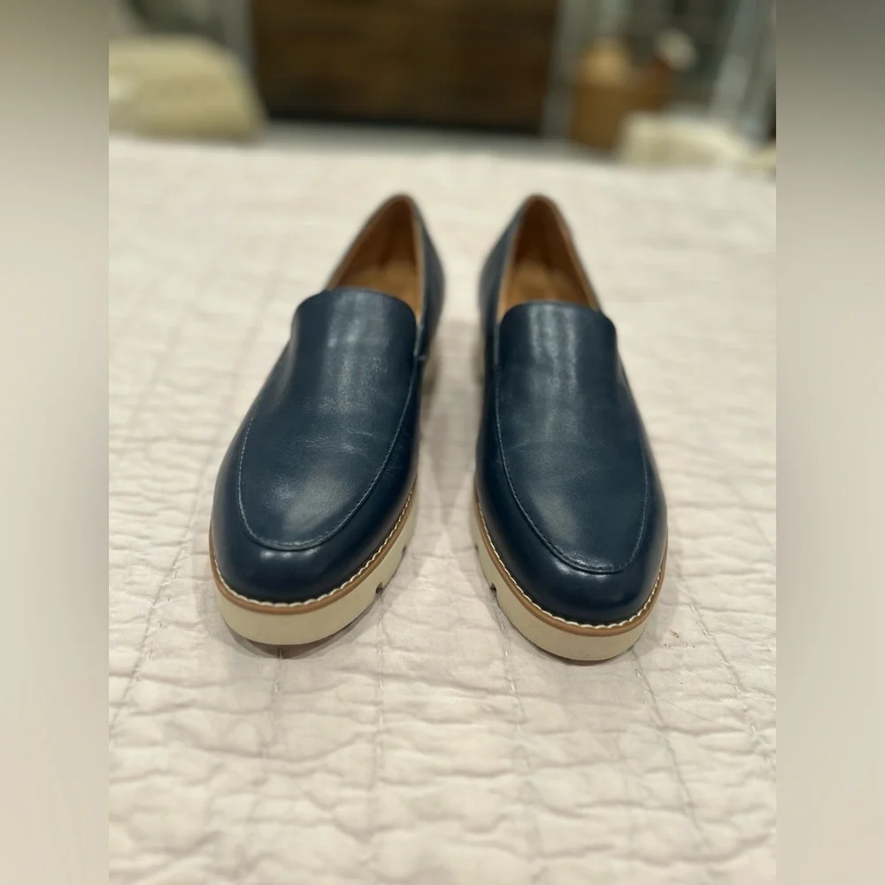 Vionic Women's Kensley Loafer Navy 9.5 - Picture 4 of 7